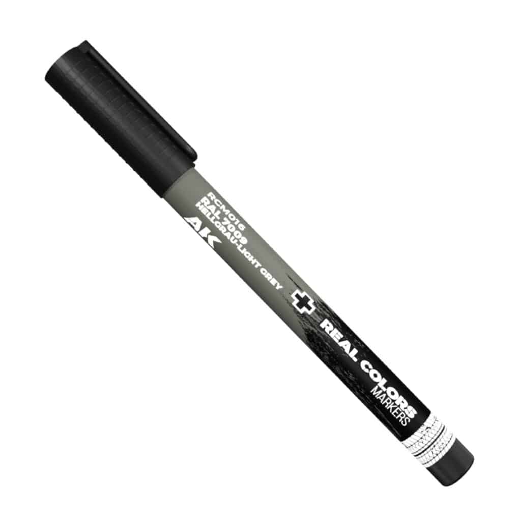 Maxireves a choisi pour vous cette superbe AK 3G Hellgrau Light Grey afin que vous puissiez découvrir la magnifique gamme de set AK 3G