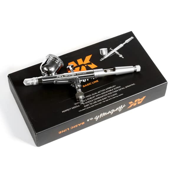 AK Airbrush Basic Line 0.3 est un trés bon aérographe à petit prix pour les souscouches ou pour les débutants à l'aéro , a ce prix n'hesitez pas