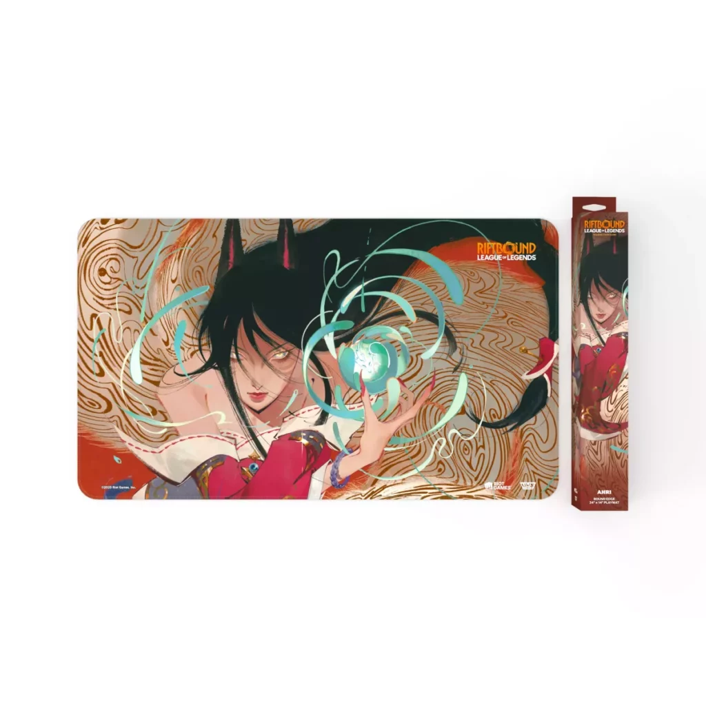 Jouez à Riftbound : le TCG dans l'univers de League of Legends avec le magnifique et officiel Playmat Ahri en restant dans l'univers du jeu